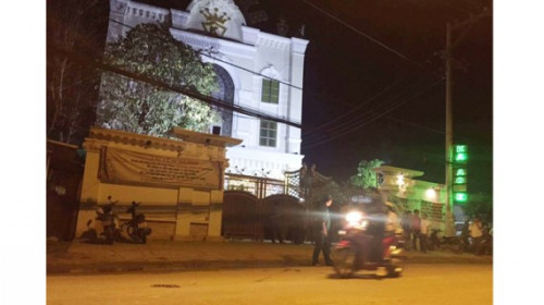 An ninh - Hình sự - Tin mới nhất vụ hỗn chiến tại quán karaoke ven Sài Gòn khiến 2 người chết
