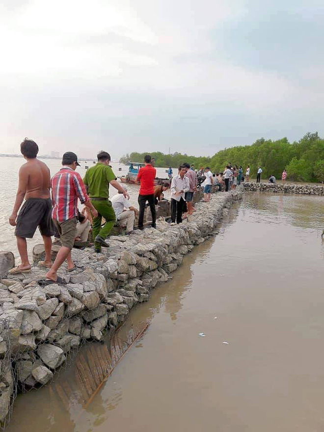 Tin tức - Đã tìm thấy thi thể nam sinh bị nước cuốn trôi tại Đồng Nai