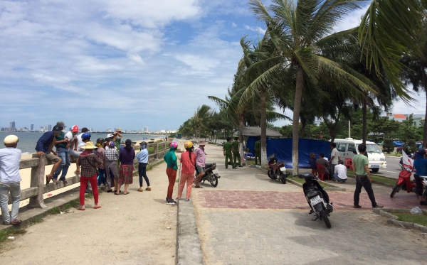 Tin tức - Đà Nẵng: Phát hiện thi thể nam thanh niên đang phân hủy nặng, trôi trên biển