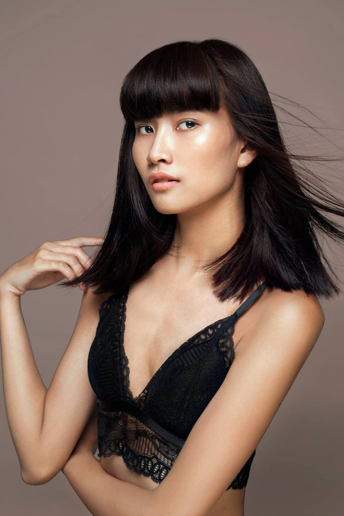 Thùy Trang xuất thân từ Vietnam’s Next Top Model. 