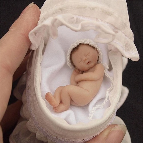 Đời sống - Ngỡ ngàng trước hình ảnh những em bé sơ sinh nhỏ hơn cả bàn tay siêu đáng yêu (Hình 13).