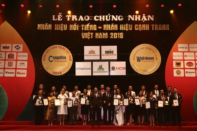 Kinh doanh - Nhãn hàng sữa Cô Gái Hà Lan đạt Top 10 Nhãn hiệu nổi tiếng Việt Nam 2018 (Hình 2).