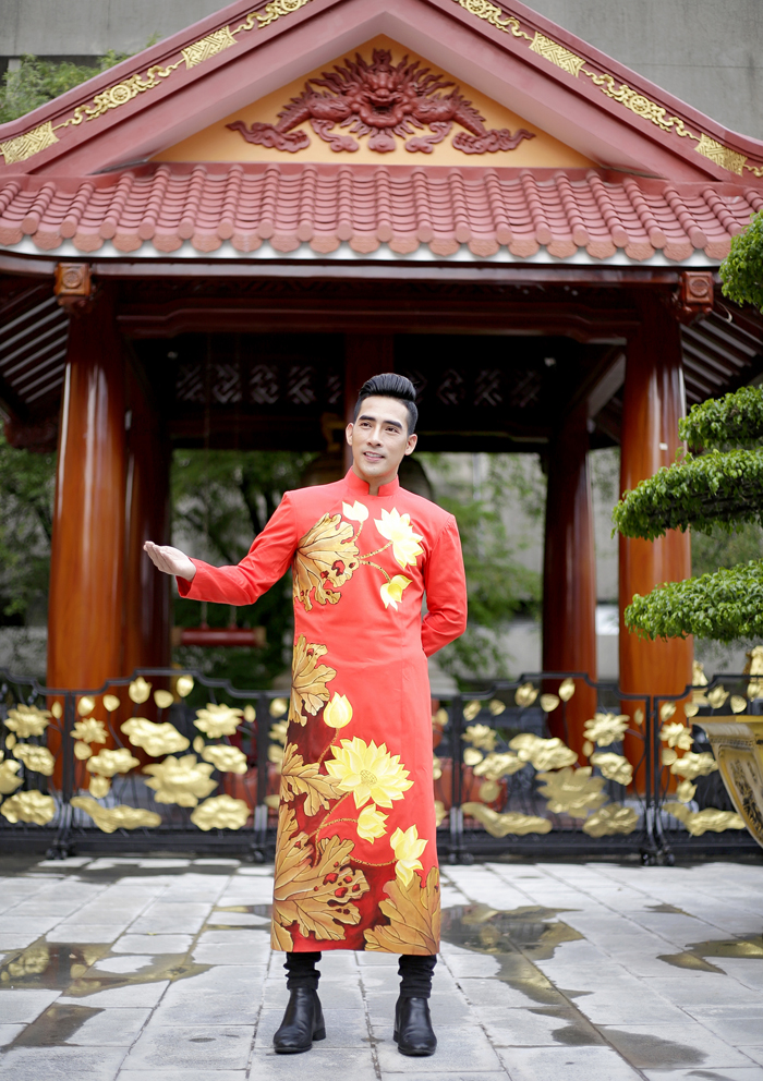 Giải trí - Á vương Johnny Nam Kiệt bậc thầy trong ngành làm đẹp lịch lãm trong vài trò giám khảo chung kết cuộc thi Tìm Kiếm Thiên Tài Nhí 2018 (Hình 2).