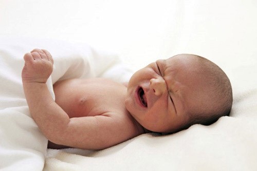 Sức khoẻ - Làm đẹp - Trẻ sơ sinh dưới 1 tháng tuổi bị ho: Mẹ đừng xem nhẹ!