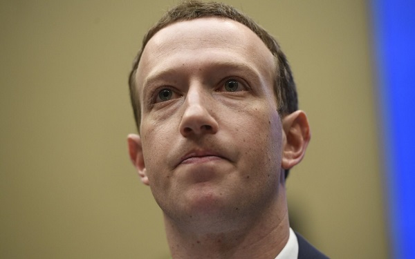 Tin thế giới - Mark Zuckerberg tiếp tục gặp mặt Nghị viện châu Âu về bê bối rò rỉ thông tin người dùng