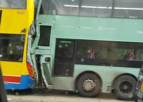 Tin thế giới - Hồng Kông: Hai xe buýt va chạm kinh hoàng, ít nhất 77 người bị thương