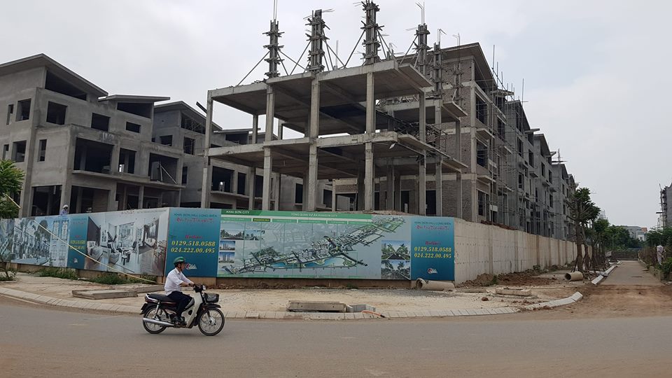 Tin tức - Khai Sơn Hill “vô tư” xây 26 biệt thự không giấy phép 