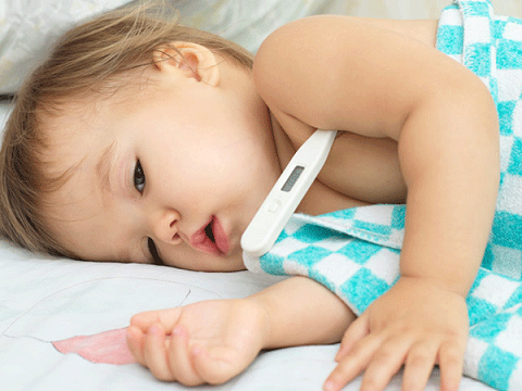 Đời sống - Mẹ nên làm gì khi trẻ sốt?