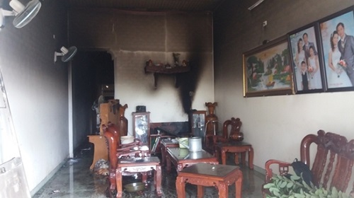 Tin tức - Gia Lai: Cháy nhà lúc rạng sáng, 3 mẹ con bị ngộ độc khói