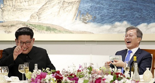 Tin thế giới - Tiết lộ hậu trường cuộc gặp gỡ lịch sử của lãnh đạo Triều Tiên và tổng thống Hàn Quốc (Hình 8).