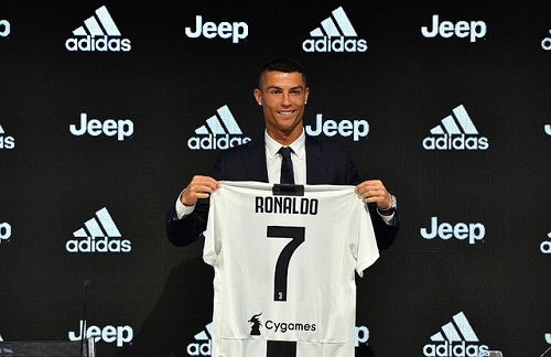 Tin tức - Cristiano Ronaldo đặt mục tiêu vô địch Champions League trong buổi ra mắt Juventus