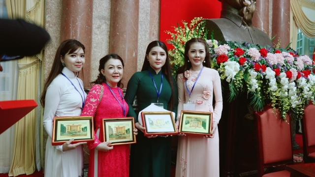 Cần biết - Mỹ phẩm Phúc Ngân tổ chức Gala hoành tráng “Vinh danh Người Phụ nữ” năm 2019
