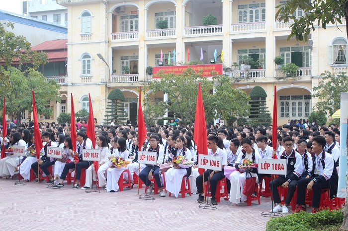 Giáo dục - Hướng nghiệp - Dư âm ngày 20/11: Ơn Cha nghĩa Thầy ở trường Nguyễn Khuyến - Nam Định với hơn 40 năm lịch sử (Hình 16).