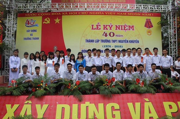 Giáo dục - Hướng nghiệp - Dư âm ngày 20/11: Ơn Cha nghĩa Thầy ở trường Nguyễn Khuyến - Nam Định với hơn 40 năm lịch sử (Hình 9).