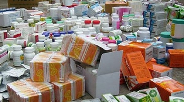 Y tế sức khỏe - Tăng cường đấu tranh chống buôn lậu nhóm hàng dược phẩm, mỹ phẩm
