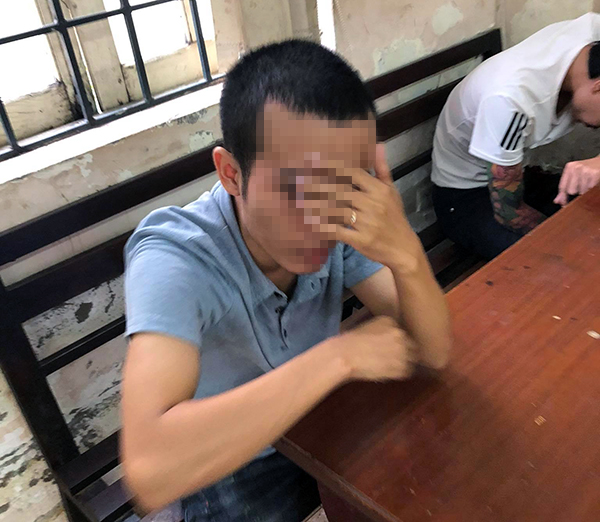 Tin tức - Hà Nội: Tài xế GrabCar đánh nữ hành khách vì 'đóng cửa xe mạnh' (Hình 2).