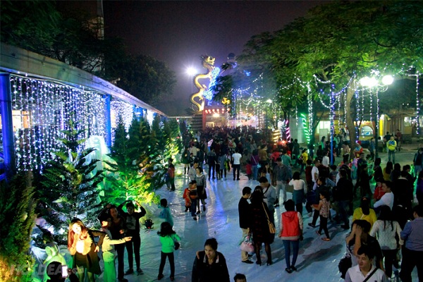 Tin tức - Những địa điểm vui chơi Giáng sinh ở Hà Nội lý tưởng dành cho các bạn trẻ (Hình 5).