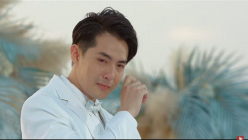 Giải trí - Hậu đám cưới, Đông Nhi - Ông Cao Thắng phát hành MV 'Hôm nay mình cưới' ngọt ngào muốn xỉu