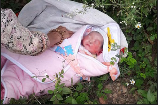 Tin trong nước - Phát hiện bé gái 2 ngày tuổi bị bỏ rơi trong rừng ở Sơn La