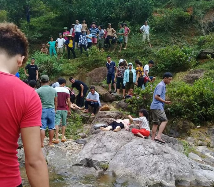 Tin tức - Thái Nguyên: Đi dã ngoại, 2 nữ du khách trượt chân chết đuối