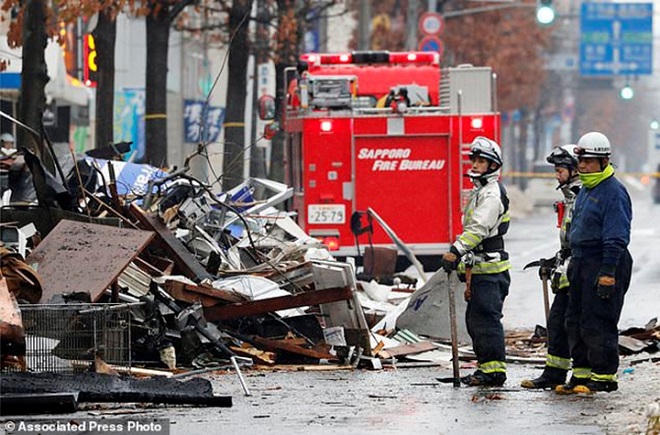 Tin thế giới - Xác định nguyên nhân ban đầu vụ nổ nhà hàng Nhật Bản, ít nhất 42 người bị thương (Hình 7).