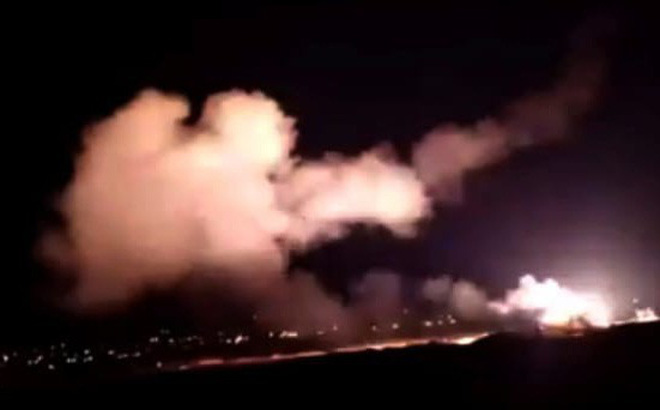 Tin thế giới - Israel tung ảnh vệ tinh chứng minh kho tên lửa đạn đạo Iran ở Syria tan tành (Hình 2).