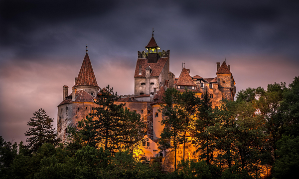 Tin thế giới - Khám phá lâu đài có thật của bá tước Dracula: Viên ngọc huyền bí tại Rumani (Hình 3).