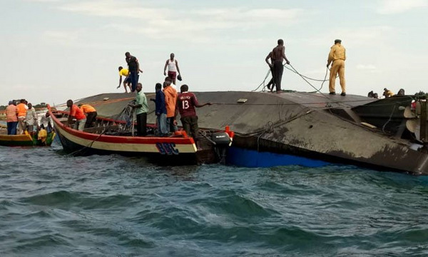 Tin thế giới - Thảm họa chìm phà tại Tanzania: Con số tử vong có thể lên tới 200 người