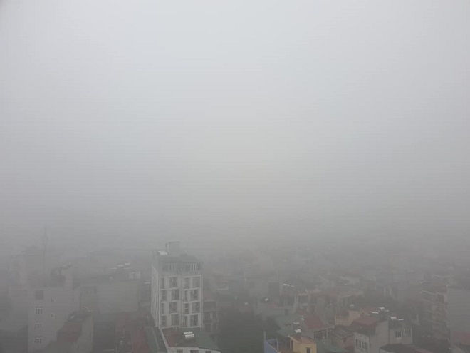 Tin tức - Chùm ảnh: Sương mù dày đặc, người dân thủ đô ngỡ như đang ở Sapa