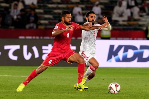 Tin tức - Sai sót của trọng tài và màn trình diễn đáng thất vọng của UAE mở màn Asian Cup 2019