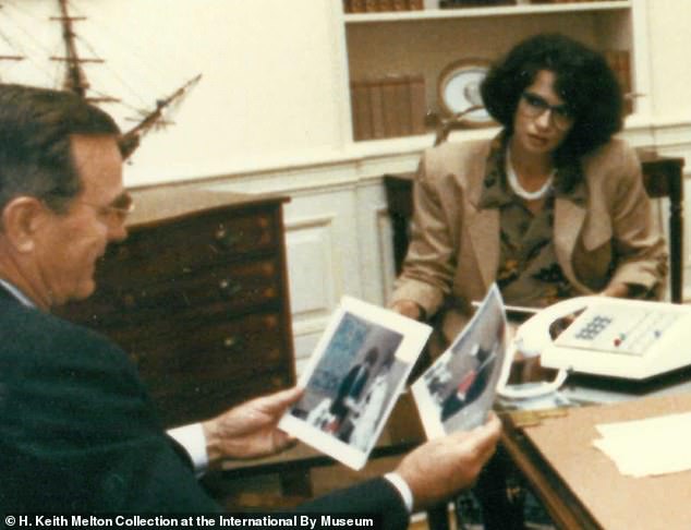 Tin thế giới - Bà 'trùm' cải trang của CIA từng khiến Tổng thống Bush kinh ngạc khi lột mặt nạ ngay tại Nhà Trắng