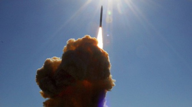 Video - Video: Cận cảnh màn phóng thử siêu tên lửa đáng sợ nhất thế giới Minuteman III của Mỹ
