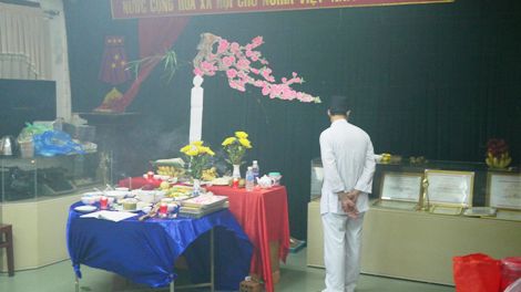 Tin trong nước - Giám đốc Đài PT-TH Quảng Trị bị kỷ luật do mời thầy cúng làm lễ, mê tín dị đoan tại cơ quan