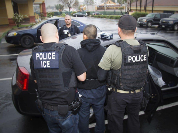 Tin thế giới - Mỹ bắt đầu chiến dịch truy quét người nhập cư bất hợp pháp tại 10 thành phố lớn