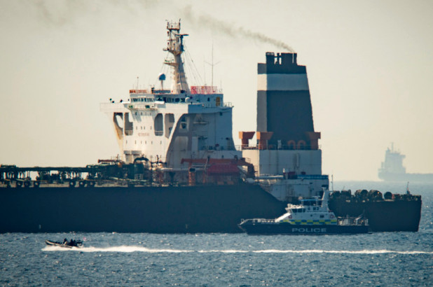 Tin thế giới - Đặc phái viên Mỹ dùng hàng triệu USD để mua chuộc thuyền trưởng siêu tàu dầu Iran?