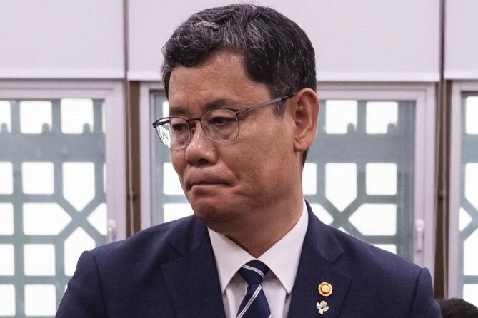 Tin thế giới - Bộ trưởng Thống nhất Hàn Quốc từ chức giữa lúc căng thẳng leo thang