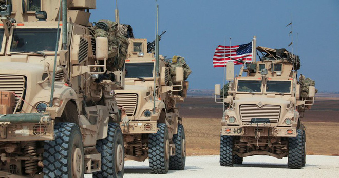 Tin thế giới - Mỹ điều hàng chục xe bọc thép tới 'chảo lửa' Syria sau vụ va chạm với quân đội Nga