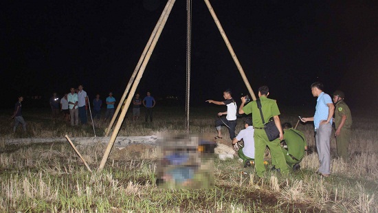 Tin tức - Vụ 4 người bị điện giật tử vong ở Hà Tĩnh: Công an vào cuộc điều tra