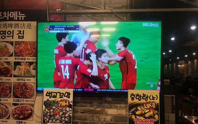 Tin tức - Khán giả Hàn Quốc 'phát cuồng' với đội tuyển Việt Nam