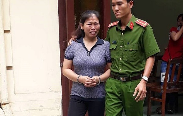 Tin tức - Tuyên phạt 10 năm tù người phụ nữ rắc thuốc diệt chuột vào nồi cơm của em dâu