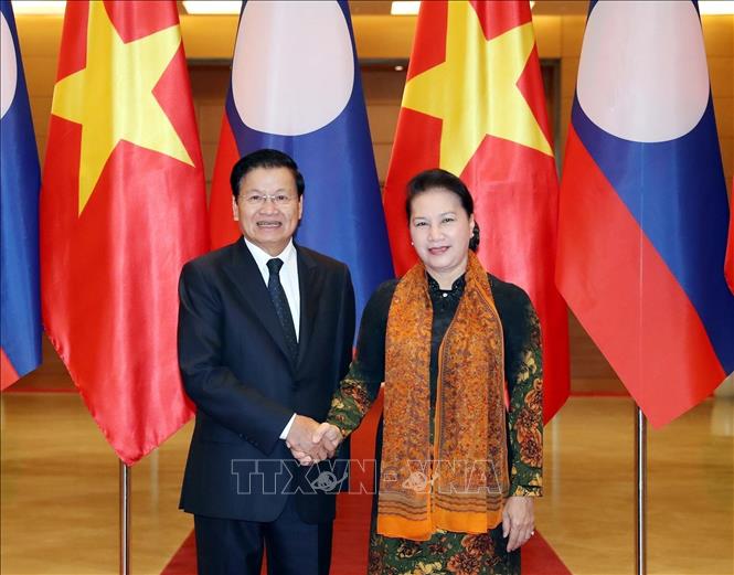 Tin trong nước - Chủ tịch Quốc hội Nguyễn Thị Kim Ngân hội kiến Thủ tướng Lào Thongloun Sisoulith