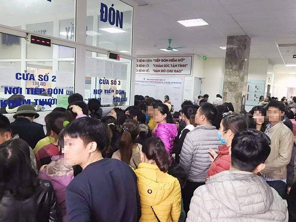 Tin trong nước - Thêm 1.300 trẻ từ Bắc Ninh về Hà Nội làm xét nghiệm sán lợn, bệnh viện quá tải trầm trọng (Hình 2).