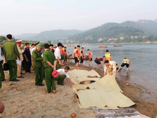 Tin trong nước - Vụ 8 học sinh Hòa Bình chết đuối thương tâm ở sông Đà: Danh tính các nạn nhân (Hình 2).