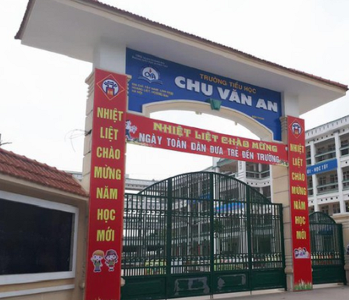 Tin trong nước - Vụ phát hiện 35kg thịt gà ôi thiu tại Trường Tiểu học Chu Văn An: Sở GD&ĐT Hà Nội lên tiếng (Hình 2).