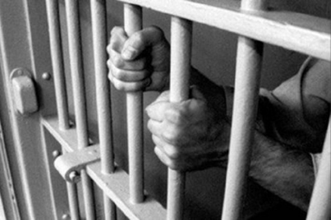 Pháp luật - Khởi tố một cán bộ quản giáo để phạm nhân trốn khỏi nhà tạm giữ