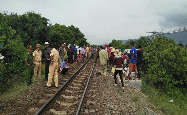 Tin trong nước - 3 vụ tai nạn đường sắt nghiêm trọng liên tiếp xảy ra, 5 người tử vong