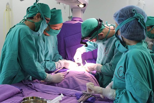 Tin tức - Phẫu thuật cứu bé gái 20 ngày tuổi mắc bệnh lý còn ống động mạch