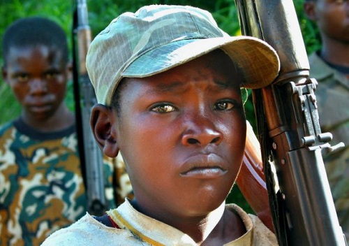 Tin tức - Bùng nổ chiến binh trẻ em ở châu Phi