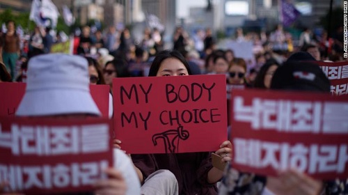 Tin thế giới - Hàn Quốc hợp pháp hóa phá thai sau lệnh cấm kéo dài 66 năm