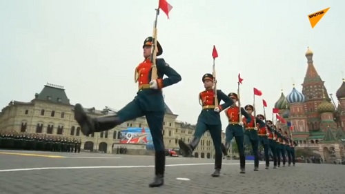 Tin thế giới - Chùm ảnh 13.000 binh sĩ Nga duyệt binh hoành tráng kỷ niệm Ngày Chiến thắng (Hình 5).